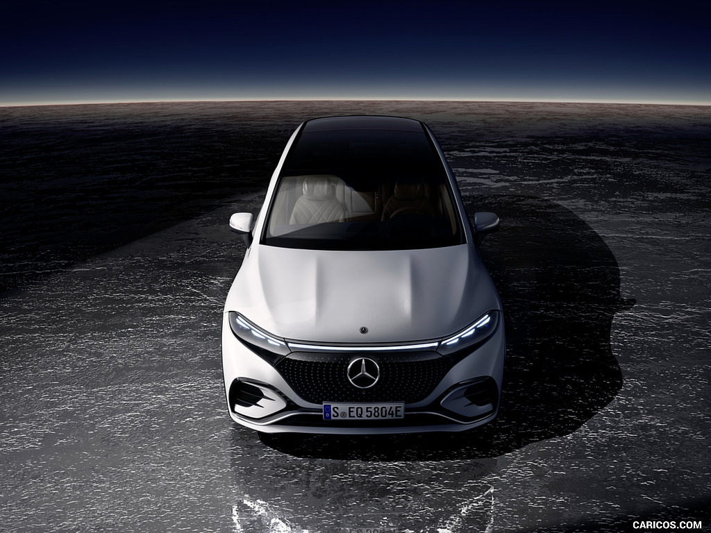 2023 Mercedes-Benz EQS SUV AMG Line (Color: Diamond White) - Front