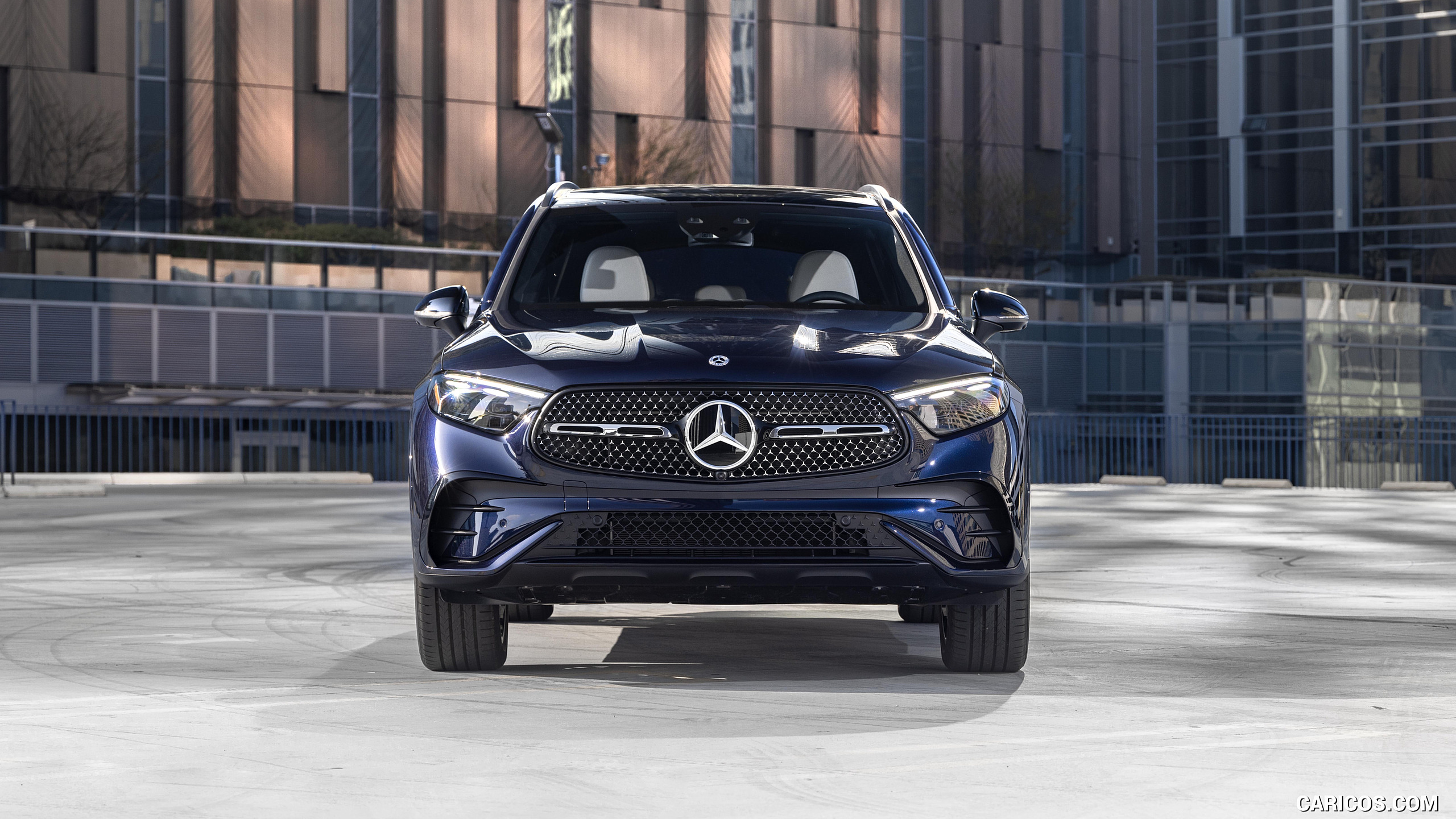 2023 Mercedes-Benz GLC 300 (US-Spec) - Front | Caricos