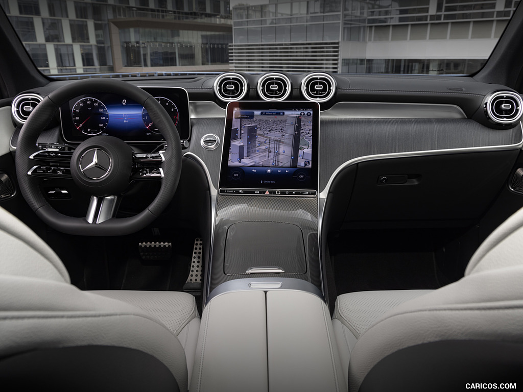 2023 Mercedes-Benz GLC 300 (US-Spec) - Interior, Cockpit