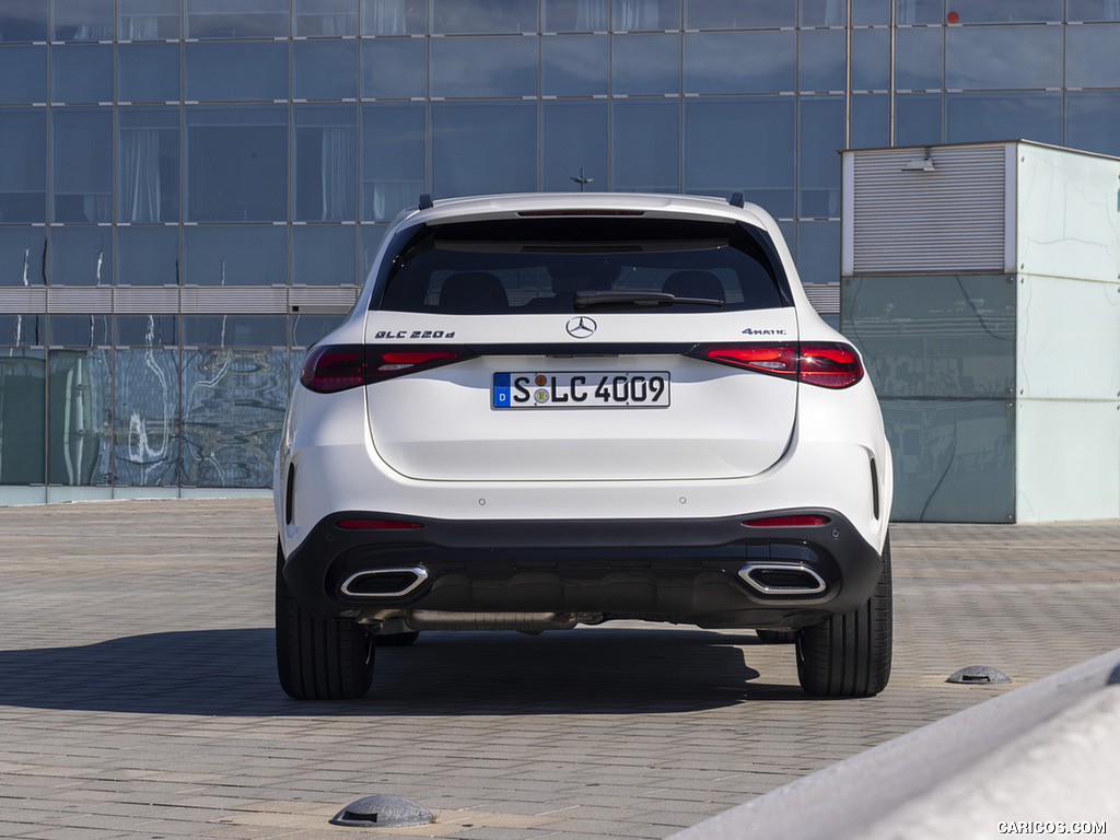 2023 Mercedes-Benz GLC 300 de 4MATIC AMG Line (Color: MANUFAKTUR Diamond White Bright) - Rear