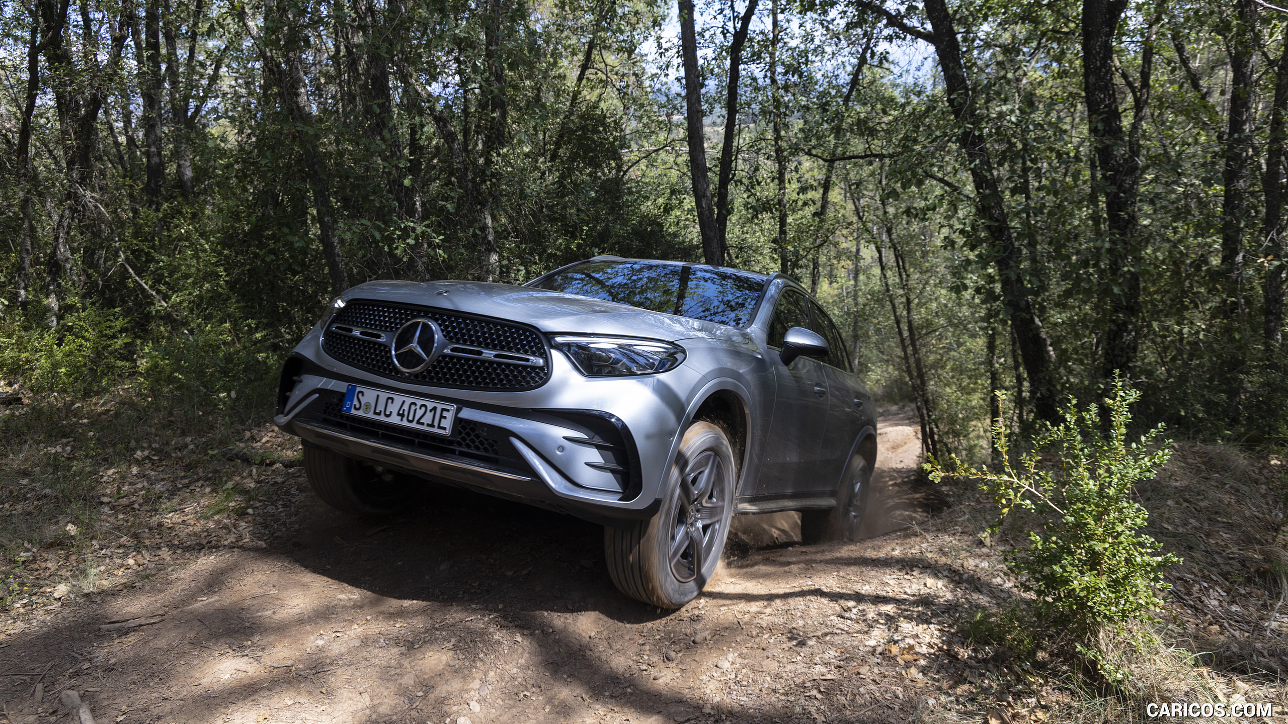 2023 Mercedes-Benz GLC 400 e Plug-In Hybrid 4MATIC AMG Line (Color: High-Tech Silver) - Off-Road, #215 of 227