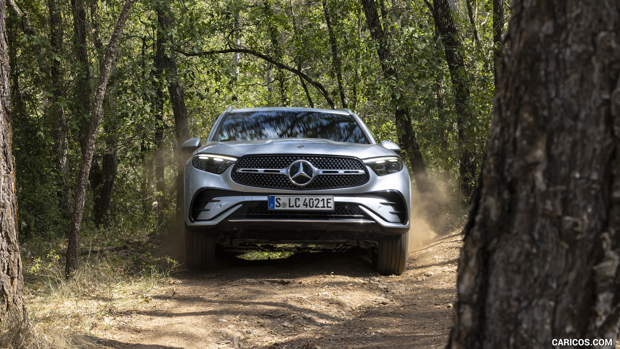 2023 Mercedes-Benz GLC 400 e Plug-In Hybrid 4MATIC AMG Line (Color: High-Tech Silver) - Off-Road, #217 of 227