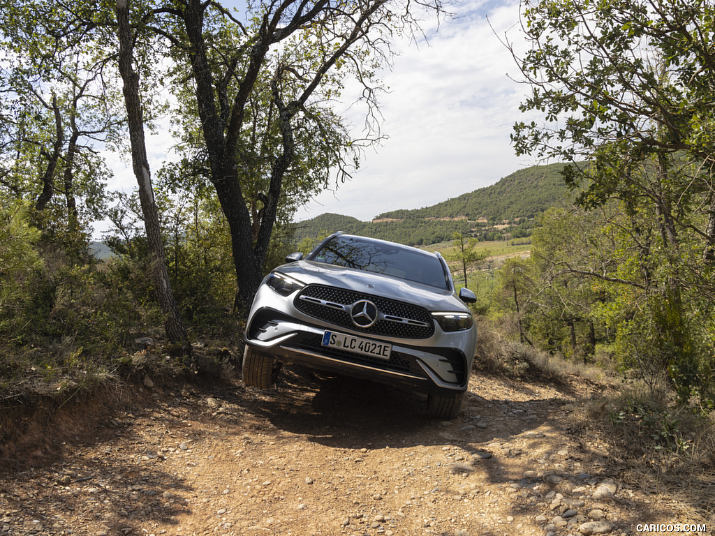 2023 Mercedes-Benz GLC 400 e Plug-In Hybrid 4MATIC AMG Line (Color: High-Tech Silver) - Off-Road