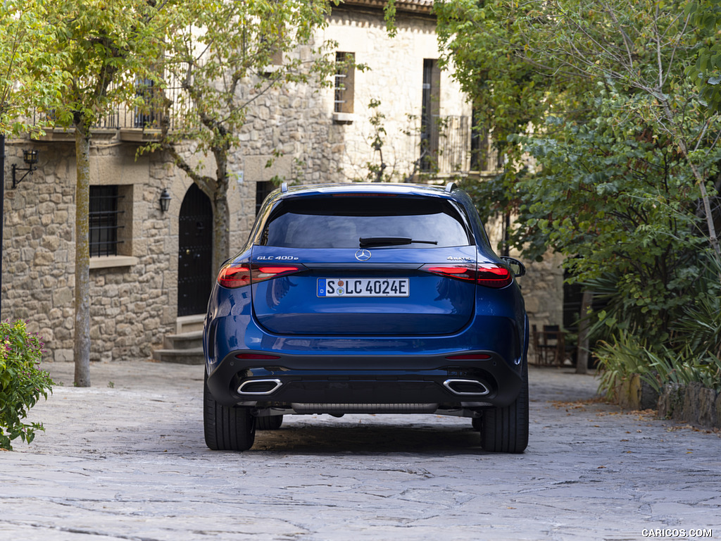 2023 Mercedes-Benz GLC 400 e Plug-In Hybrid 4MATIC AMG Line (Color: Spectral Blue - Rear