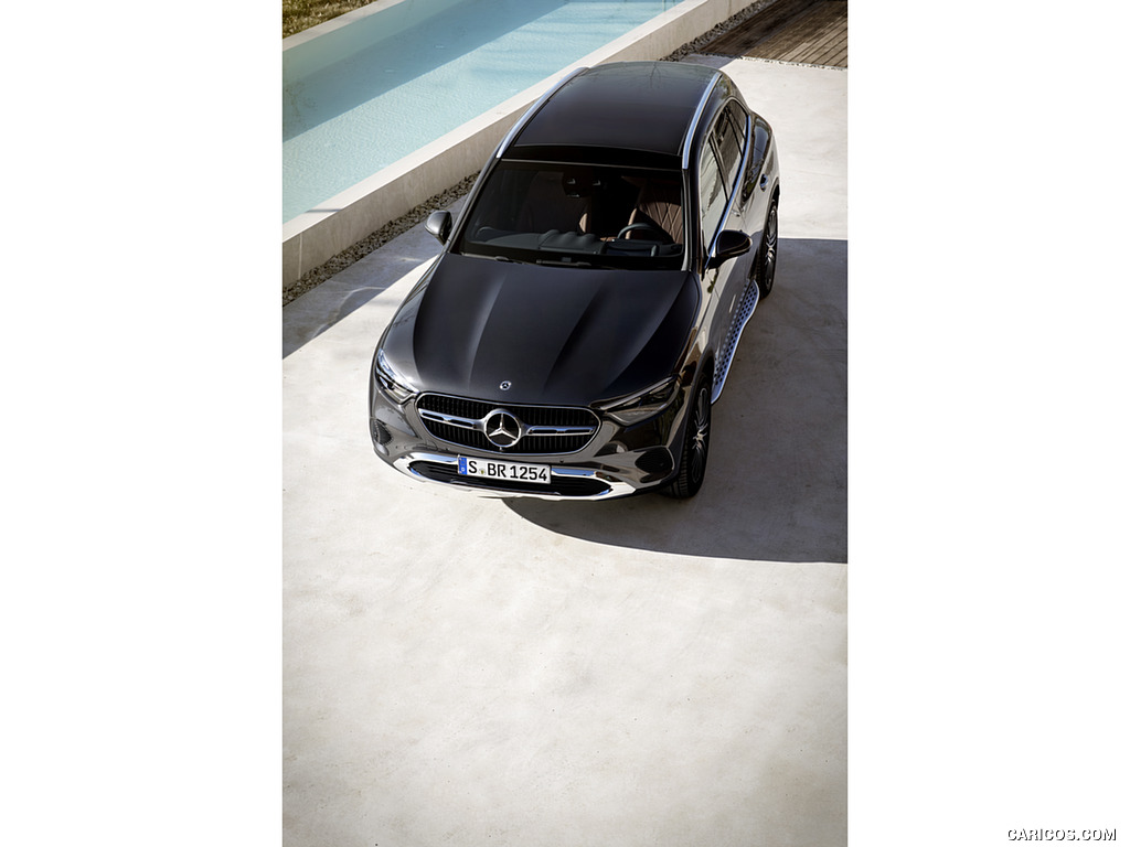 2023 Mercedes-Benz GLC AVANTGARDE (Color: Graphite Grey Metallic) - Top