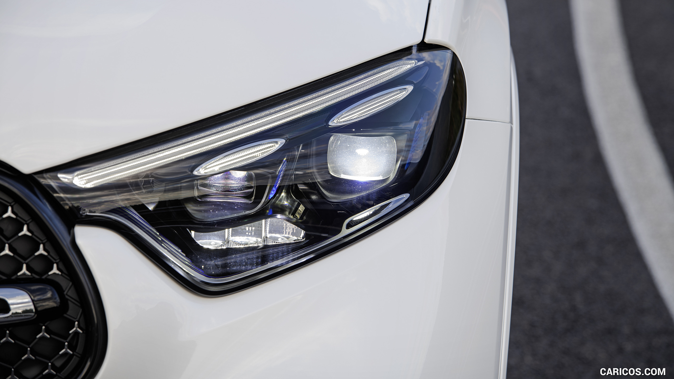 2023 Mercedes-Benz GLC Plug-in-Hybrid AMG Line MANUFAKTUR (Color: Diamond White Bright) - Headlight, #47 of 227