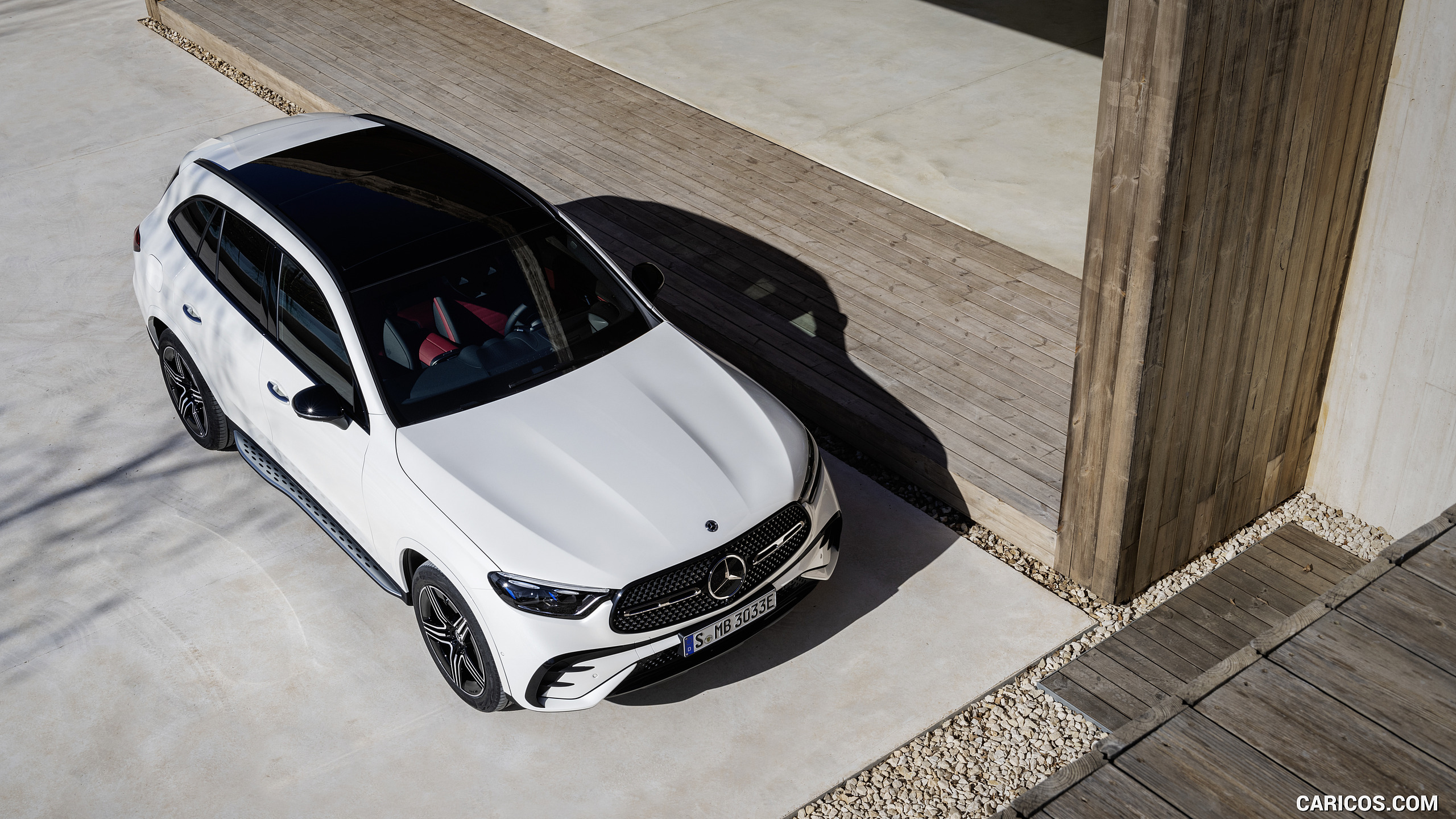 2023 Mercedes-Benz GLC Plug-in-Hybrid AMG Line MANUFAKTUR (Color: Diamond White Bright) - Top, #37 of 227