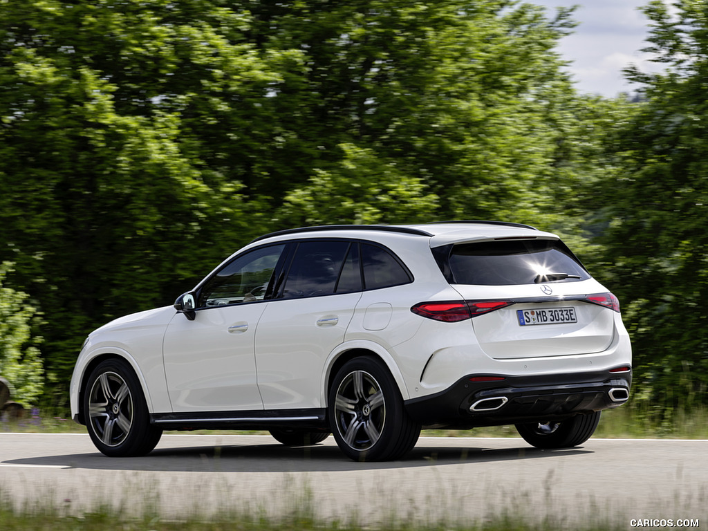 2023 Mercedes-Benz GLC Plug-in-Hybrid AMG Line MANUFAKTUR (Color: Diamond White Bright) - Rear Three-Quarter