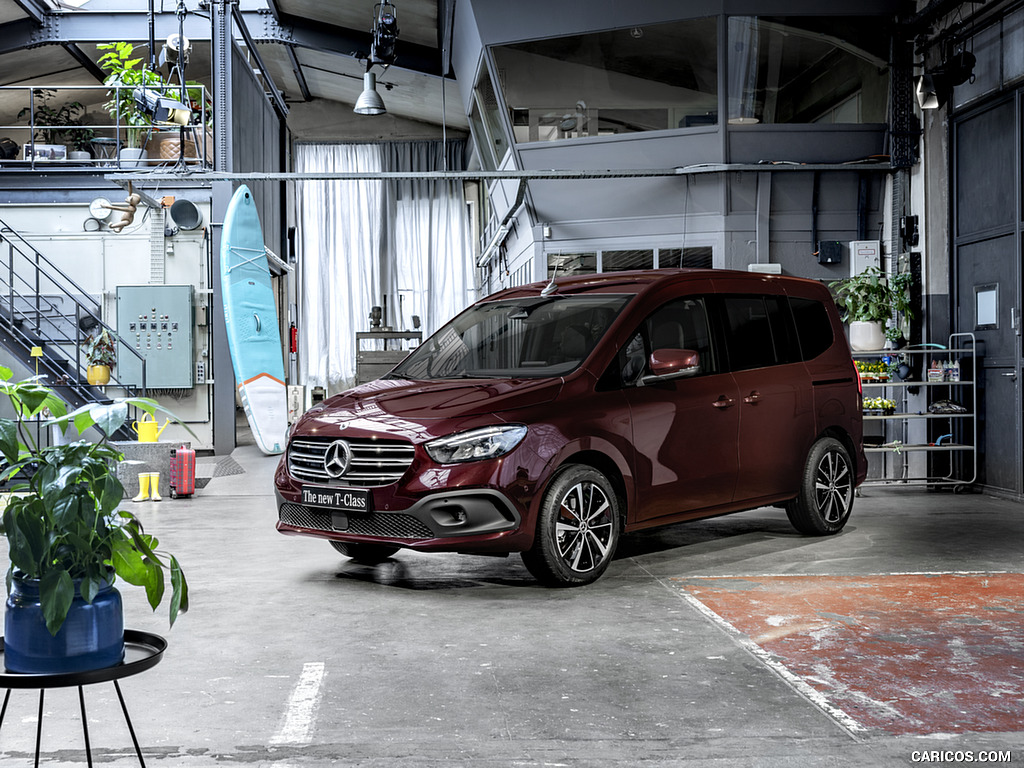 2023 Mercedes-Benz T-Class (Color: Rubellite Red Metallic) - Front Three-Quarter