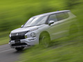 2023 Mitsubishi Outlander PHEV - Front Three-Quarter