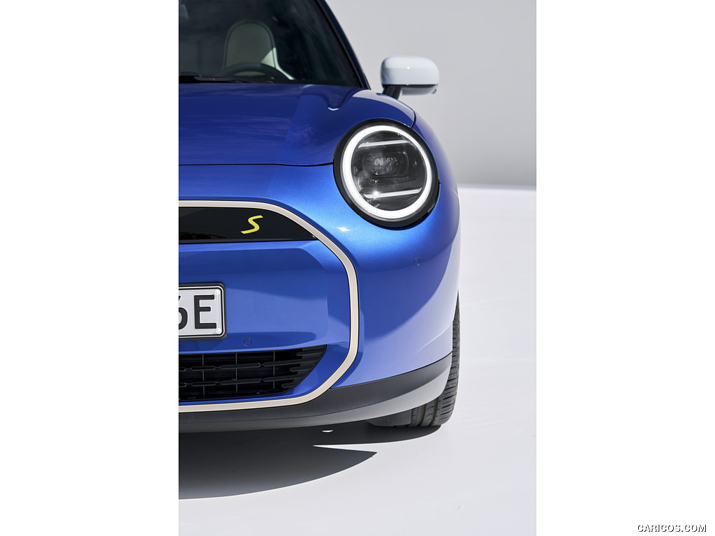 2024 MINI Cooper Electric SE - Headlight