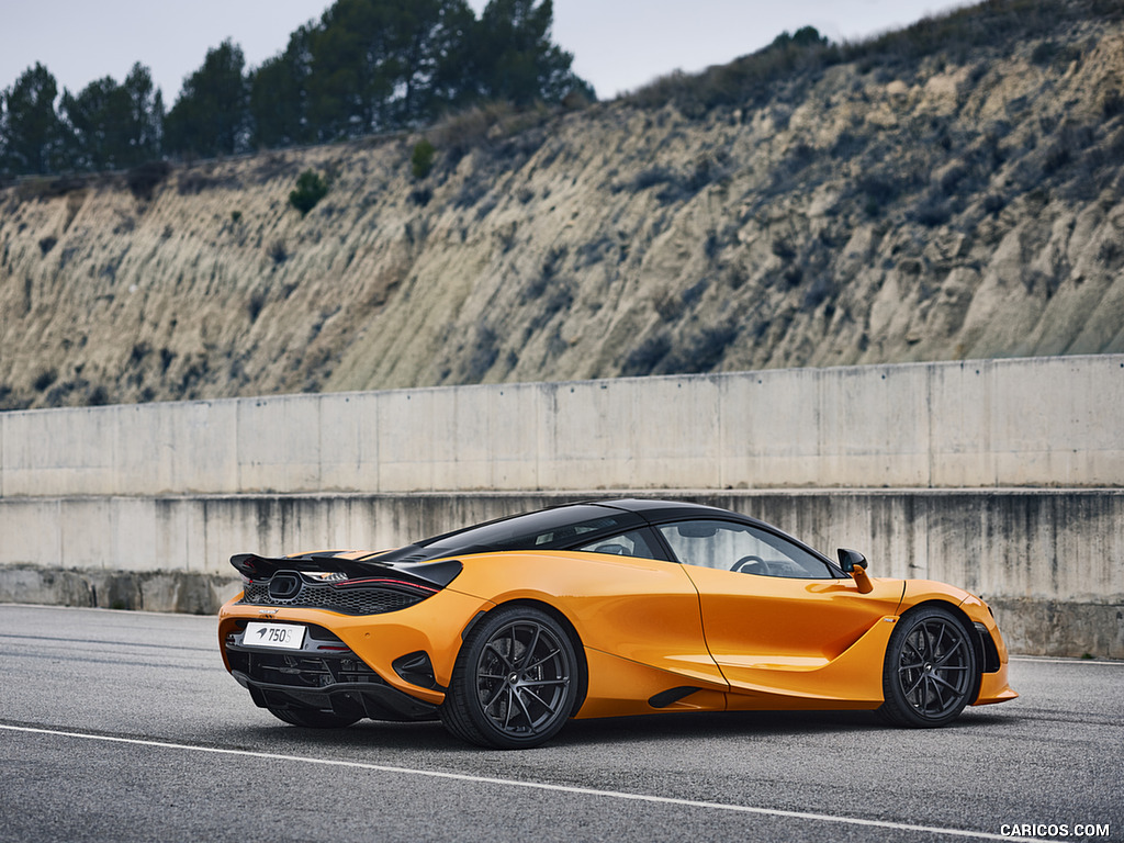 2024 McLaren 750S Coupé - Rear Three-Quarter