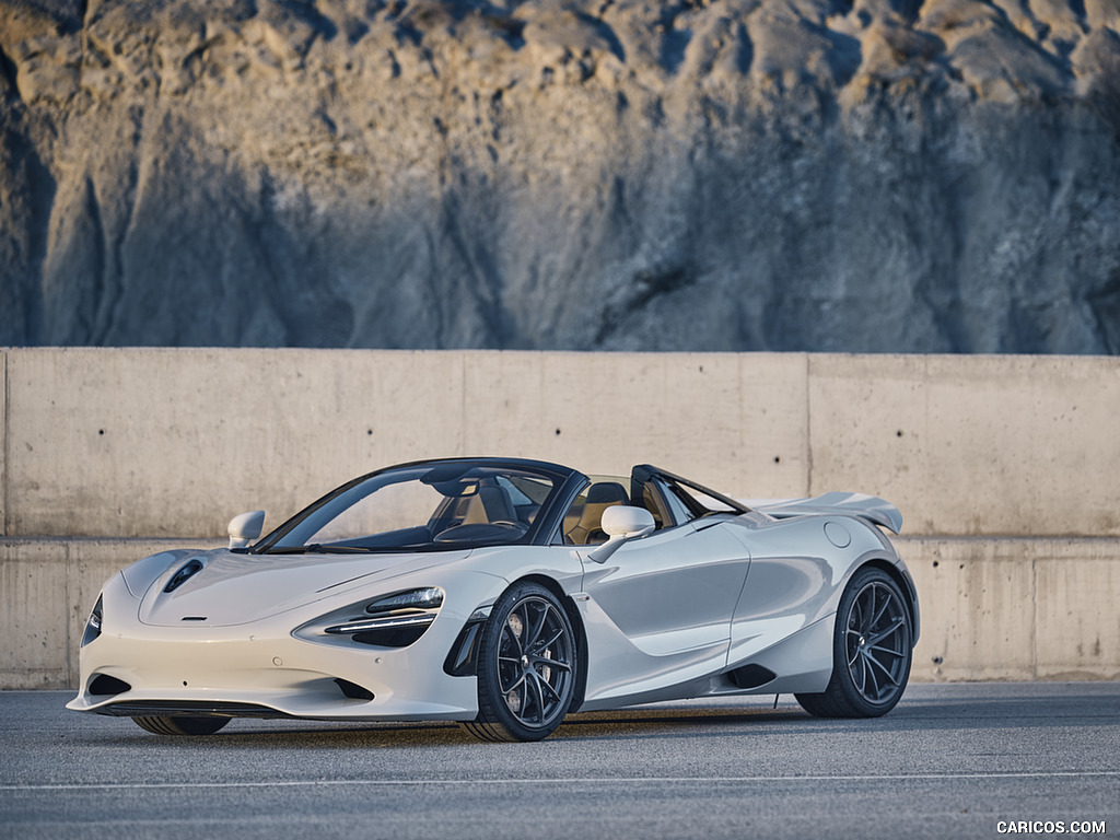 2024 McLaren 750S Spider - Front Three-Quarter