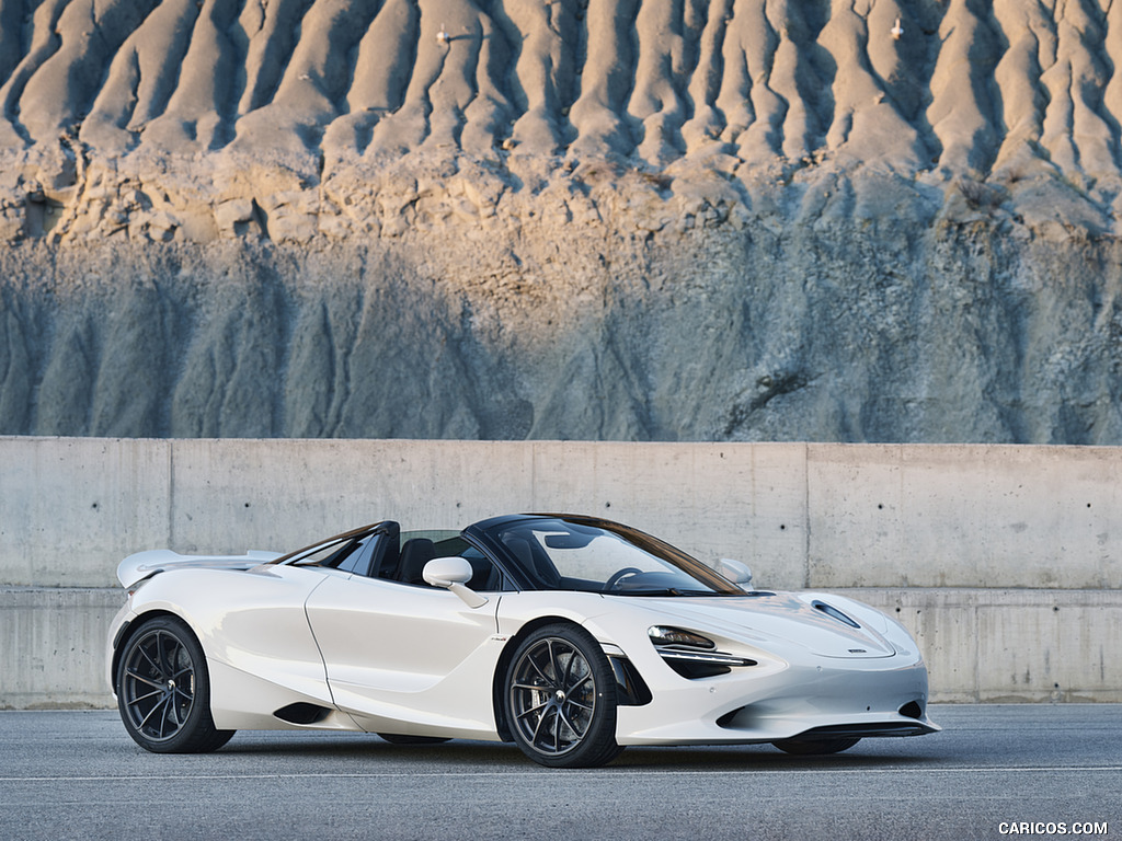 2024 McLaren 750S Spider - Front Three-Quarter