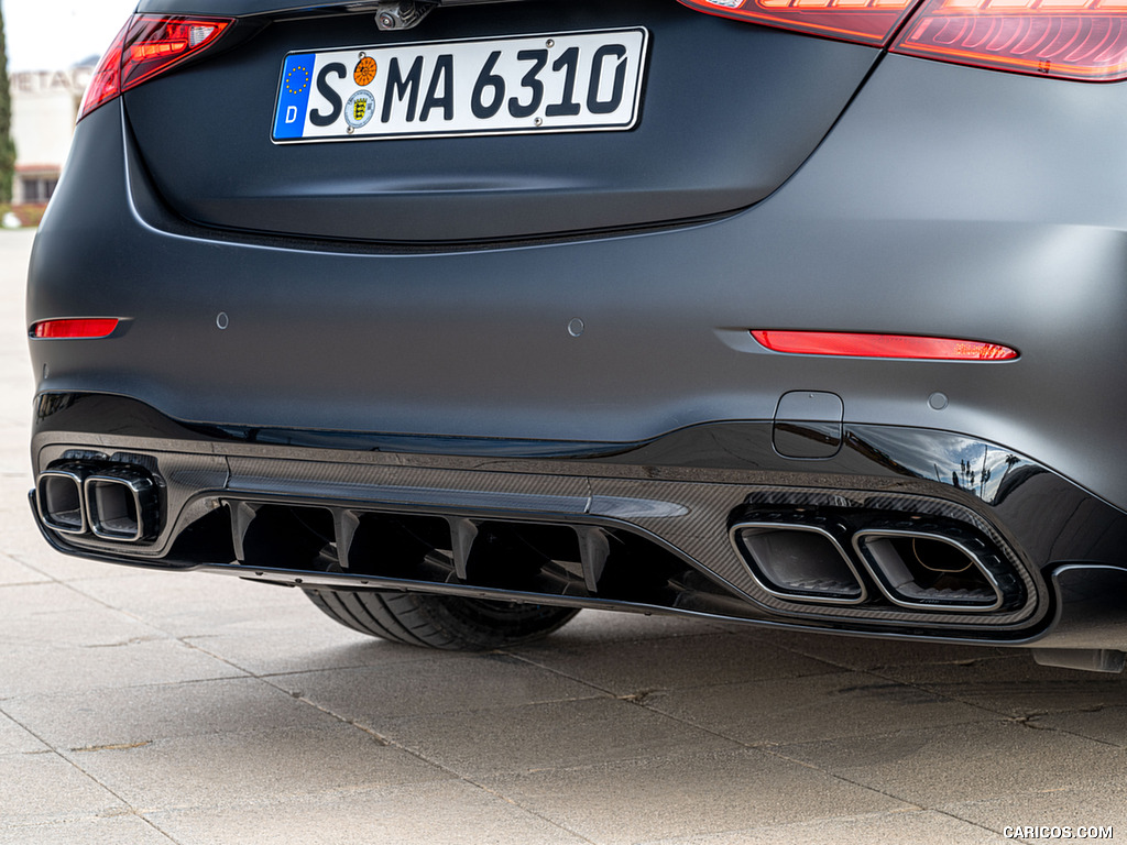 2024 Mercedes-AMG C 63 S E Performance (Color: MANUFAKTUR Graphit Grey Magno) - Exhaust