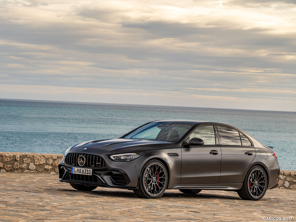 2024 Mercedes-AMG C 63 S E Performance (Color: MANUFAKTUR Graphit Grey Magno) - Front Three-Quarter