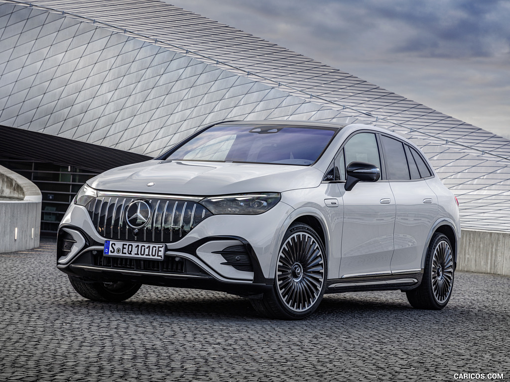 2024 Mercedes-AMG EQE 53 4MATIC+ SUV (Color: MANUFAKTUR Alpine Grey Solid) - Front Three-Quarter