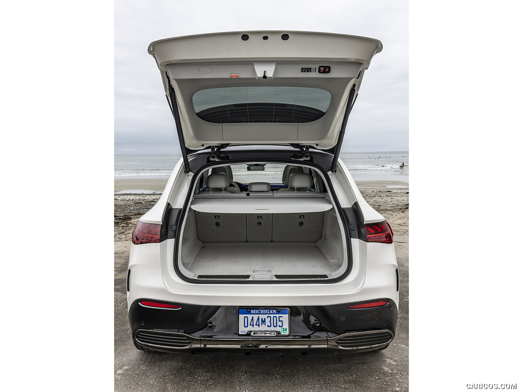 2024 Mercedes-AMG EQE 53 SUV (US-Spec) - Trunk