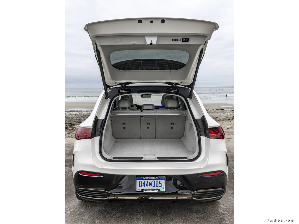 2024 Mercedes-AMG EQE 53 SUV (US-Spec) - Trunk