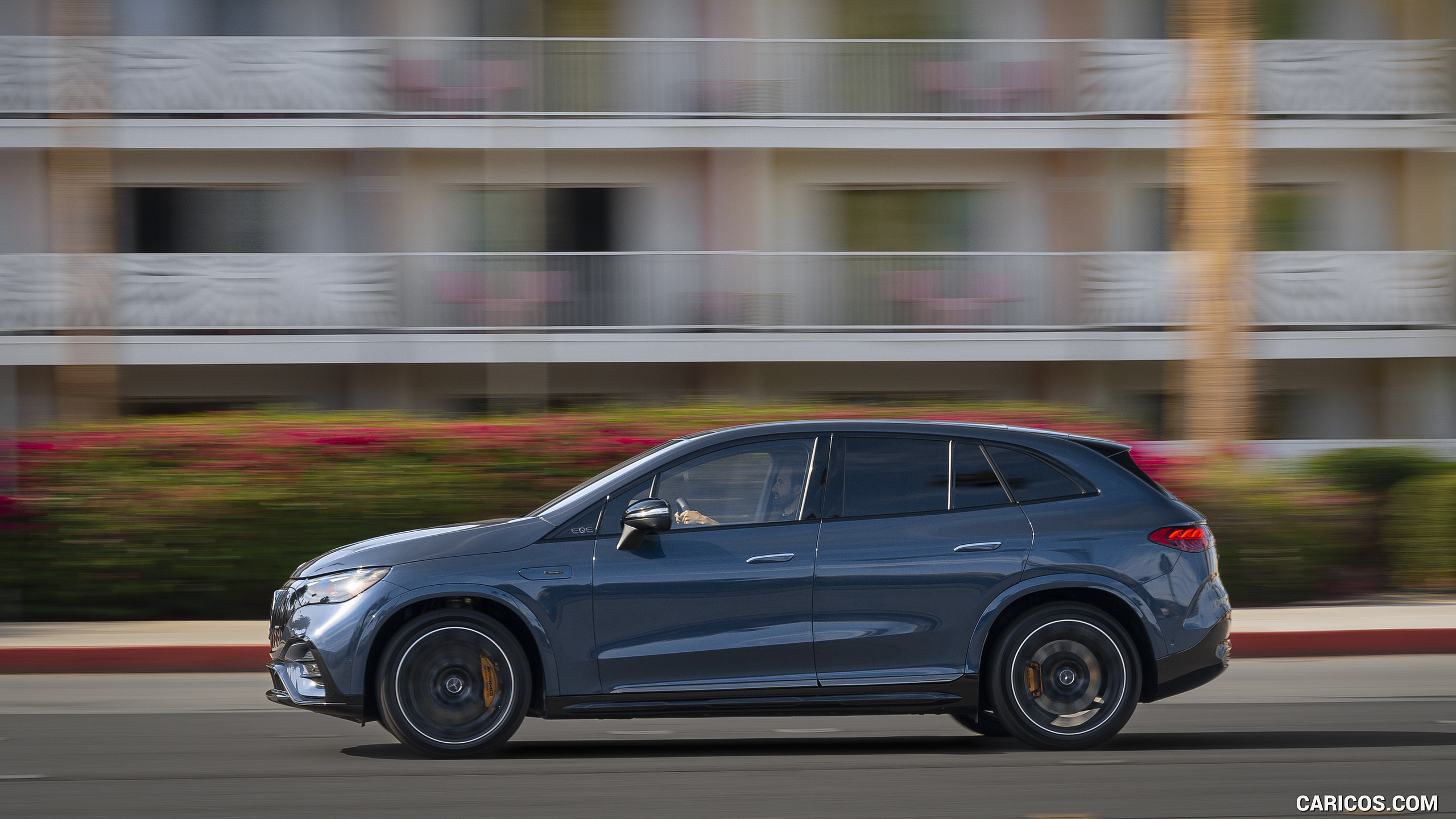 2024 Mercedes-AMG EQE SUV (US-Spec) - Side, #96 of 190