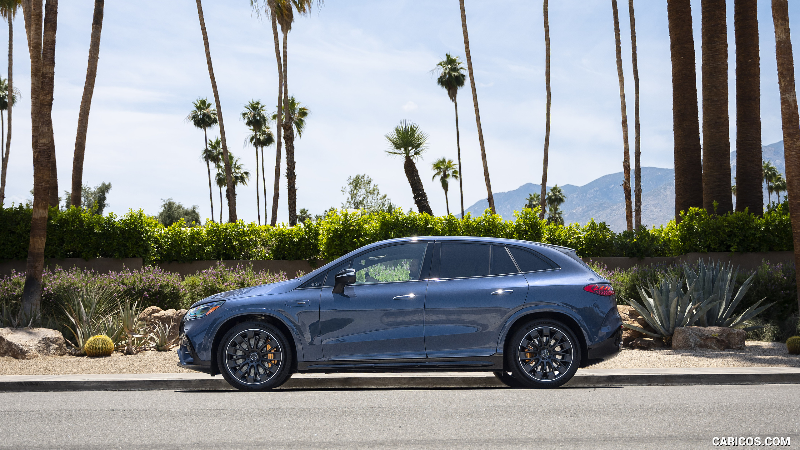 2024 Mercedes-AMG EQE SUV (US-Spec) - Side, #104 of 190