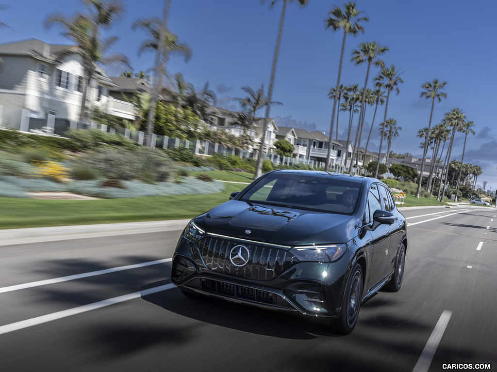 2024 Mercedes-AMG EQE SUV (US-Spec) - Front