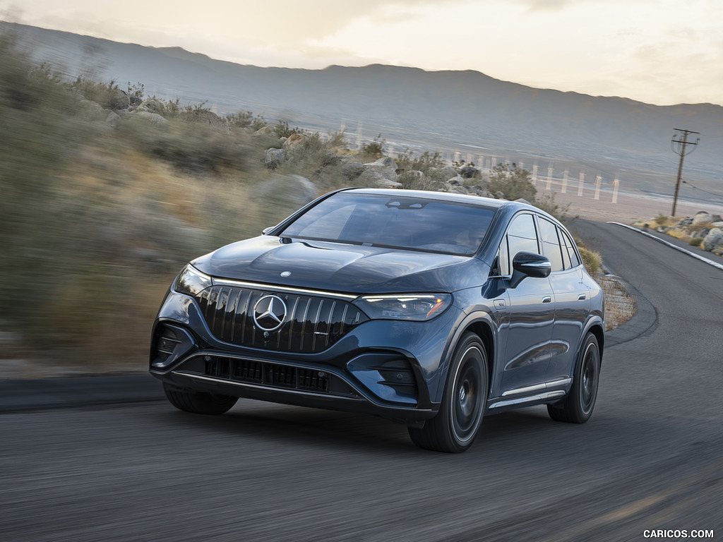 2024 Mercedes-AMG EQE SUV (US-Spec) - Front