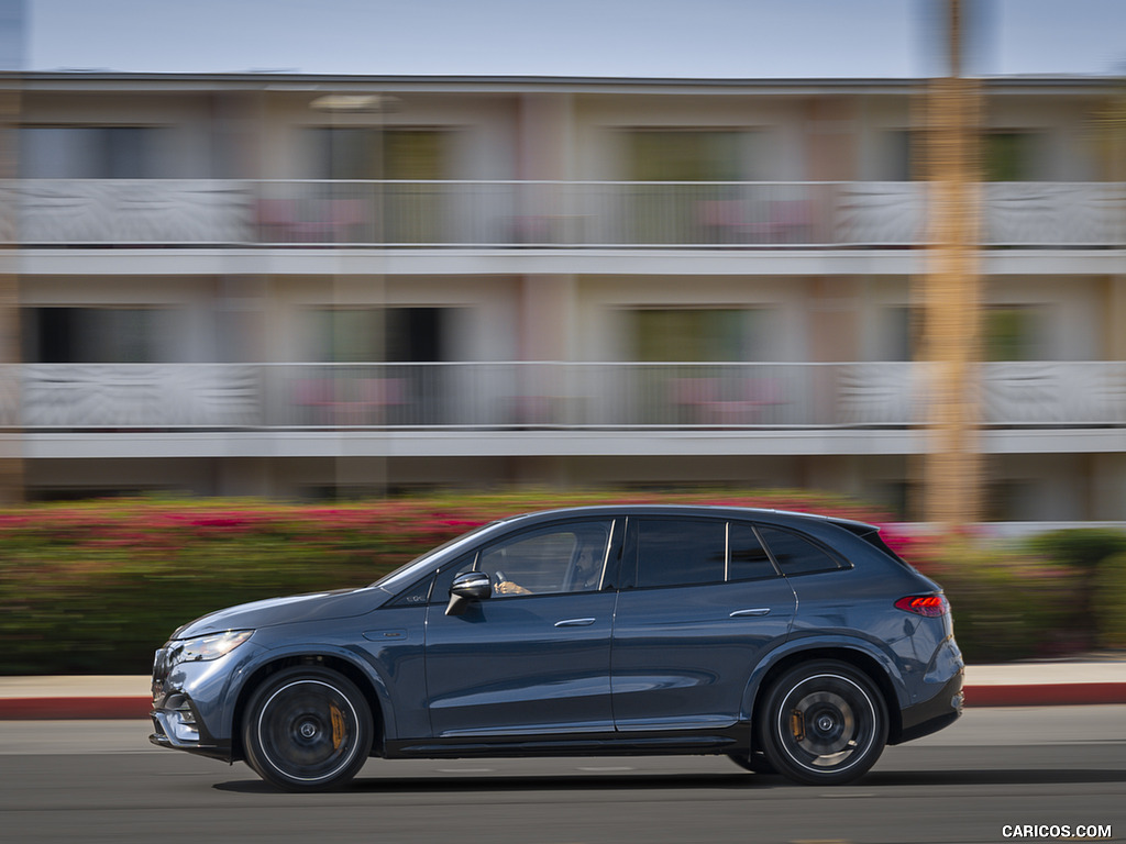 2024 Mercedes-AMG EQE SUV (US-Spec) - Side