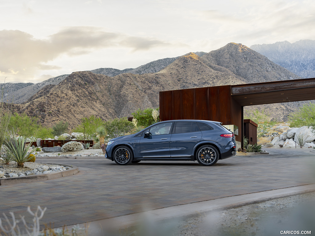 2024 Mercedes-AMG EQE SUV (US-Spec) - Side