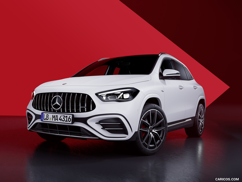 2024 Mercedes-AMG GLA 35 (Color: Digital White) - Front Three-Quarter