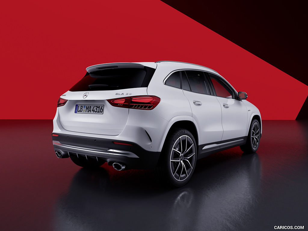 2024 Mercedes-AMG GLA 35 (Color: Digital White) - Rear Three-Quarter