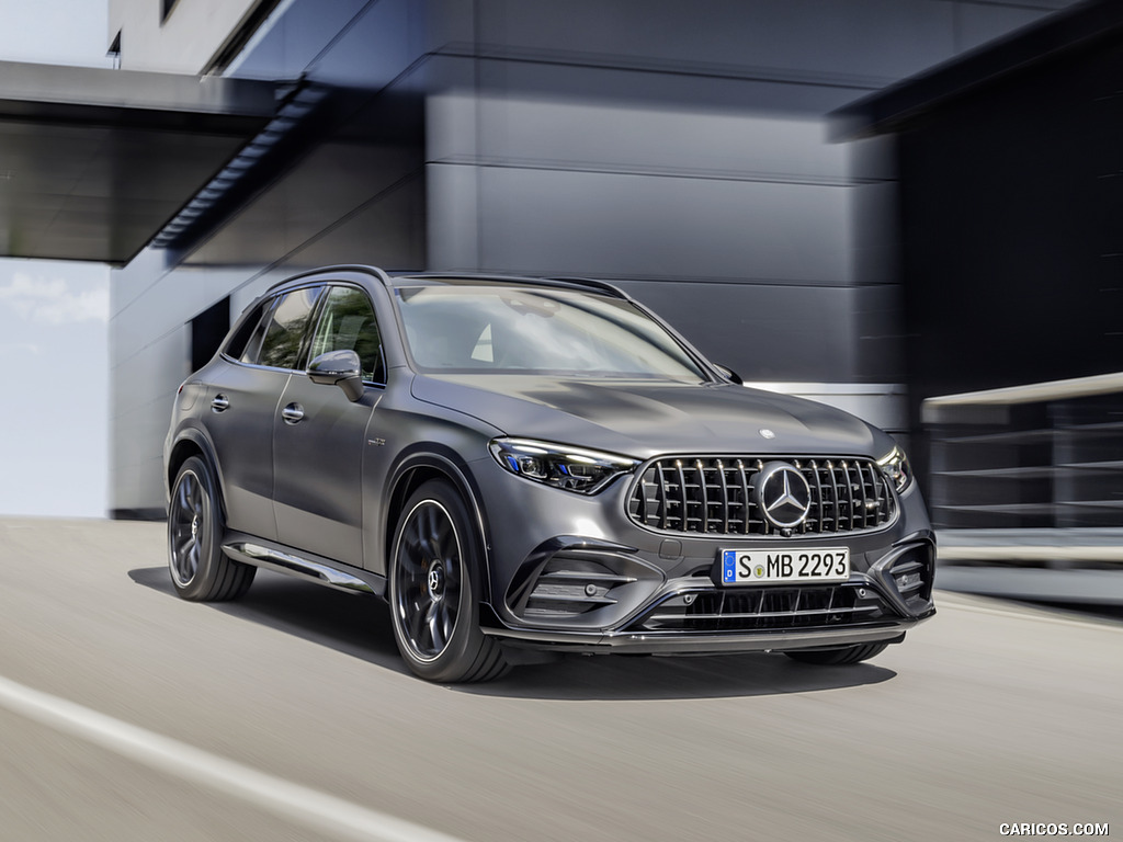 2024 Mercedes-AMG GLC 63 S E PERFORMANCE (Designo Graphite Grey Magno) - Front Three-Quarter