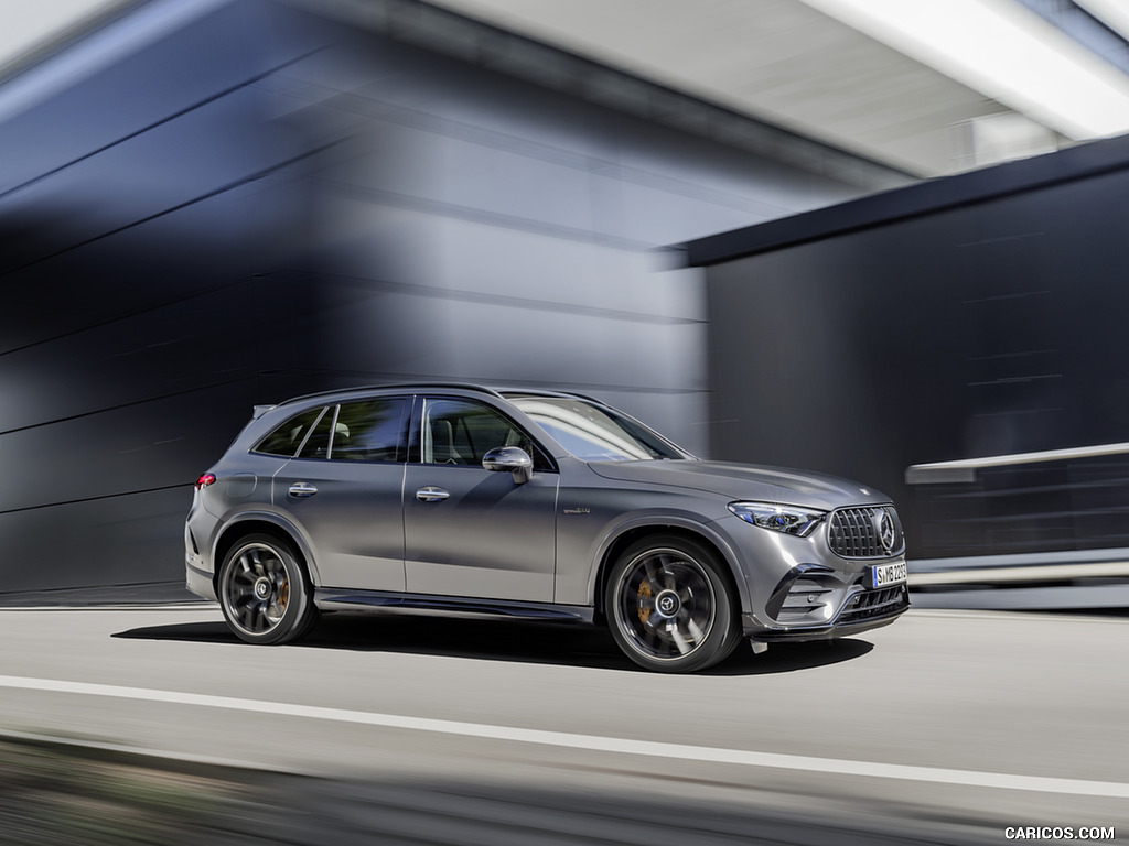 2024 Mercedes-AMG GLC 63 S E PERFORMANCE (Designo Graphite Grey Magno) - Front Three-Quarter