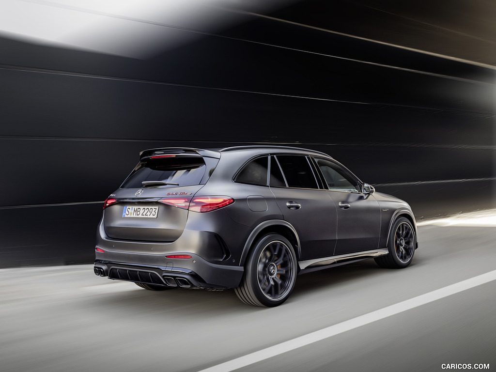 2024 Mercedes-AMG GLC 63 S E PERFORMANCE (Designo Graphite Grey Magno) - Rear Three-Quarter