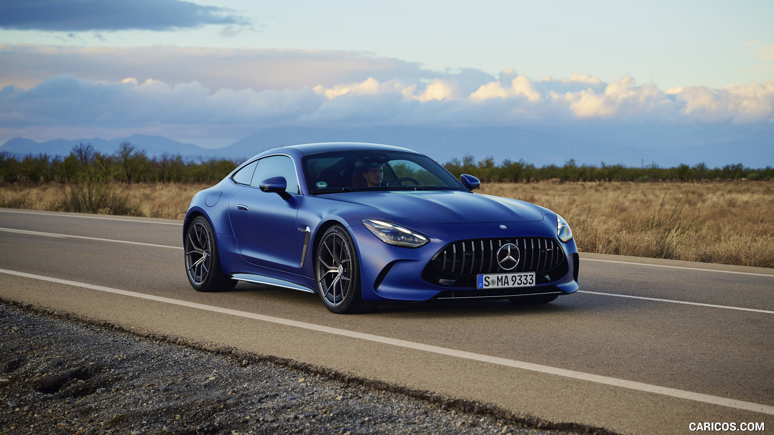 2024 MercedesAMG GT 63 4MATIC+ Coupé (Color MANUFAKTUR Spectral Blue