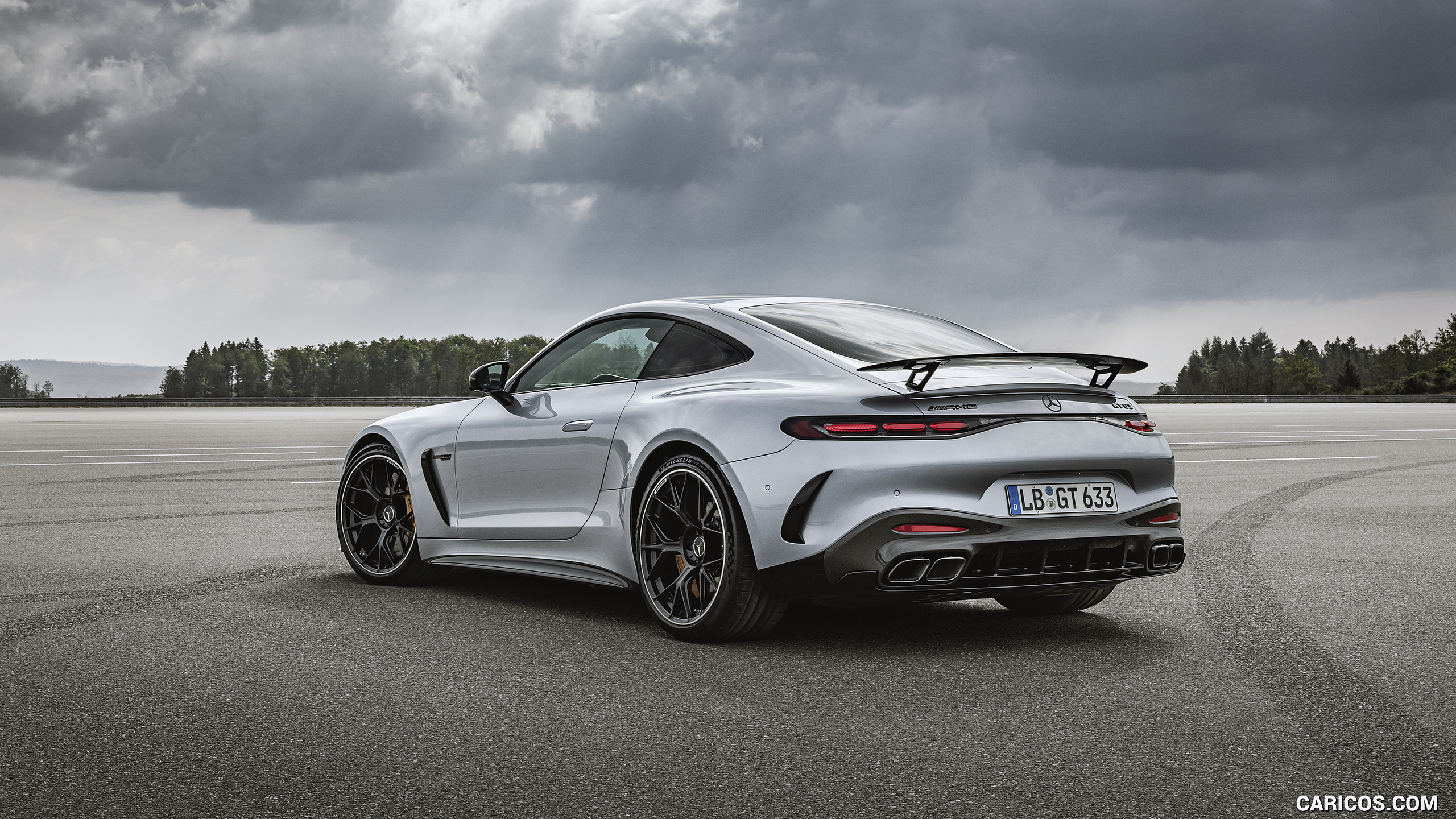 2024 MercedesAMG GT 63 Coupé 4MATIC+ with AMG Aerodynamic package