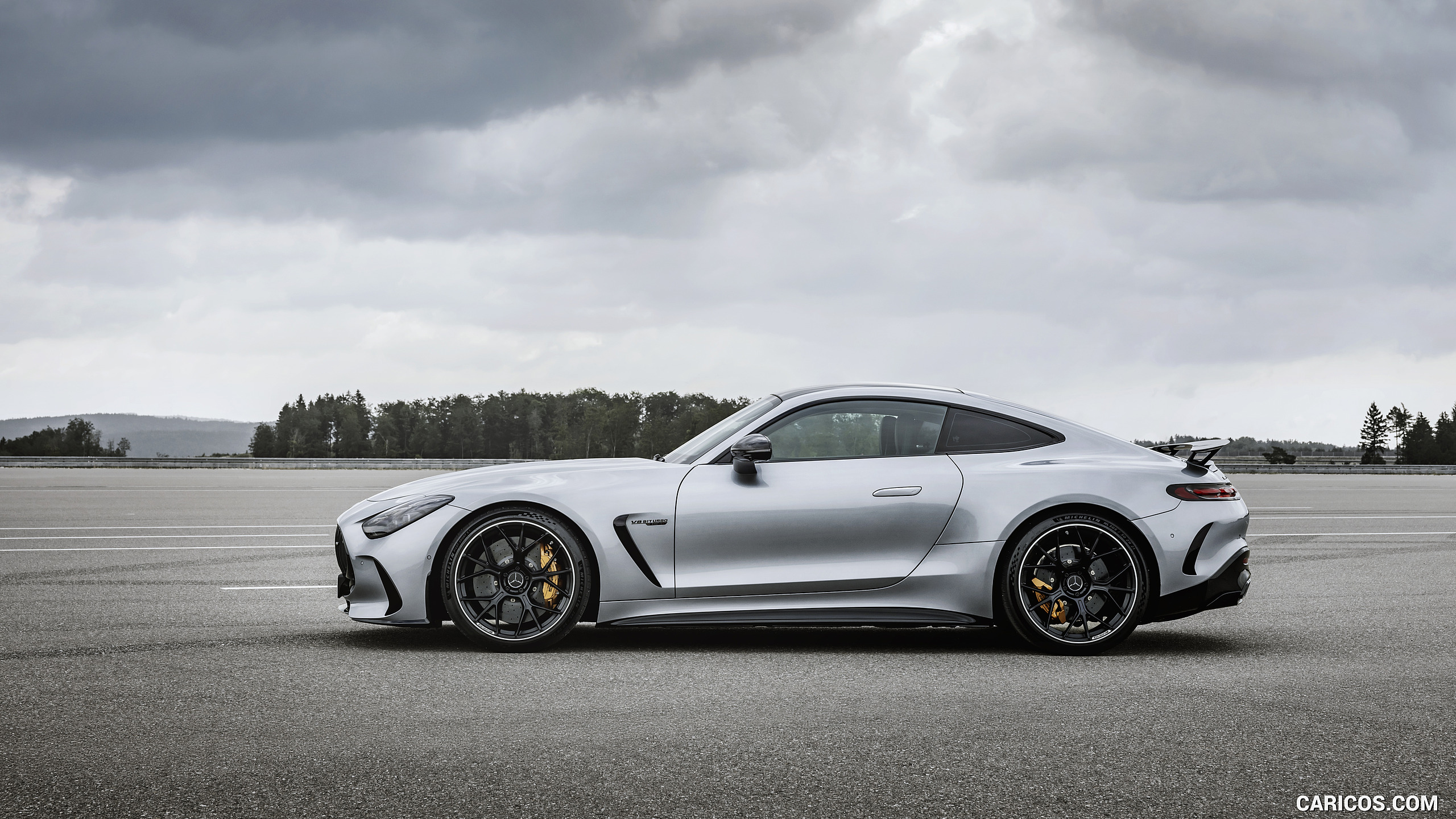 2024 MercedesAMG GT 63 Coupé 4MATIC+ with AMG Aerodynamic package (Color HighTech Silver