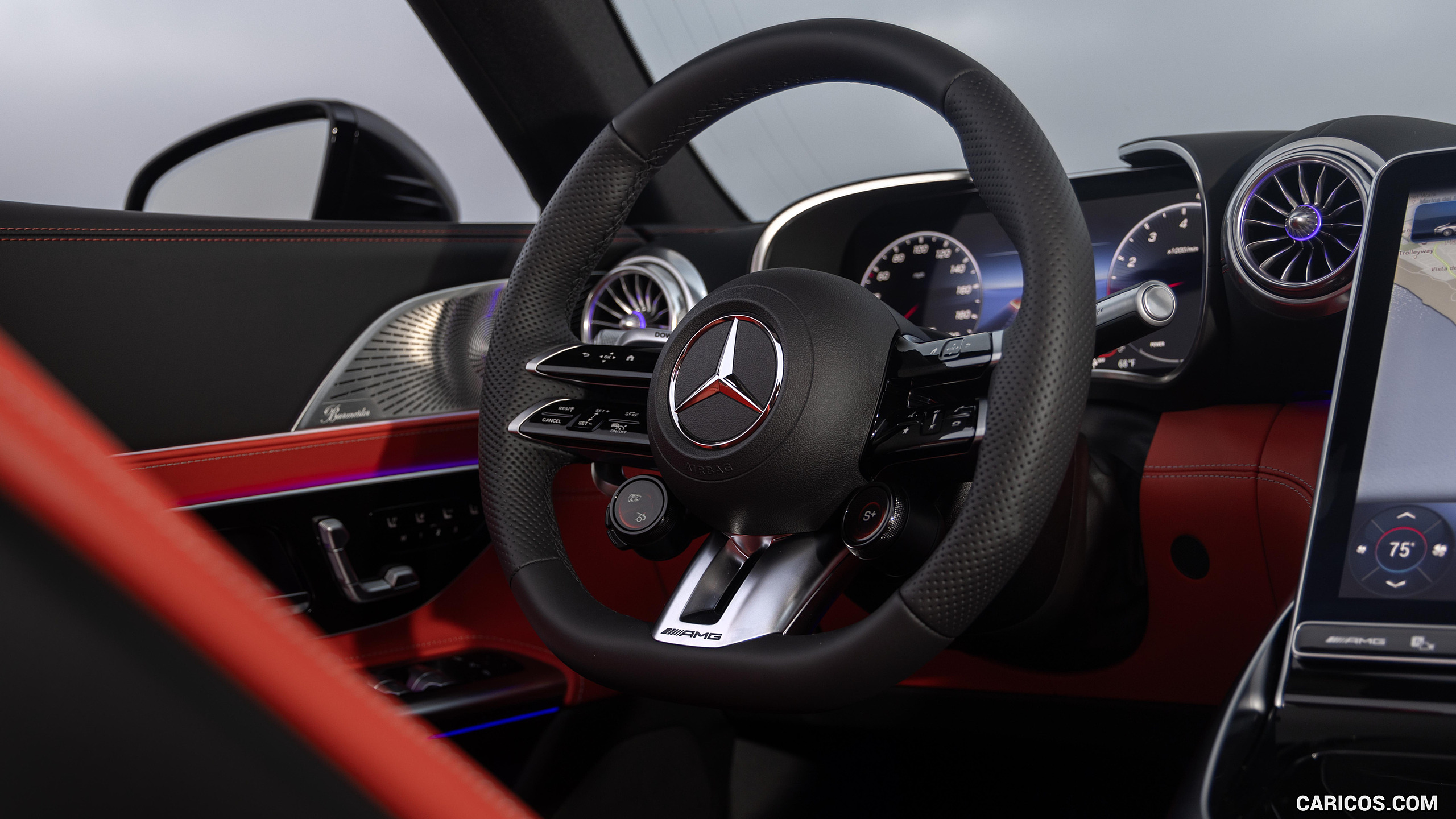 2024 Mercedes-AMG SL 43 (US-Spec) - Interior, Steering Wheel, #27 of 43