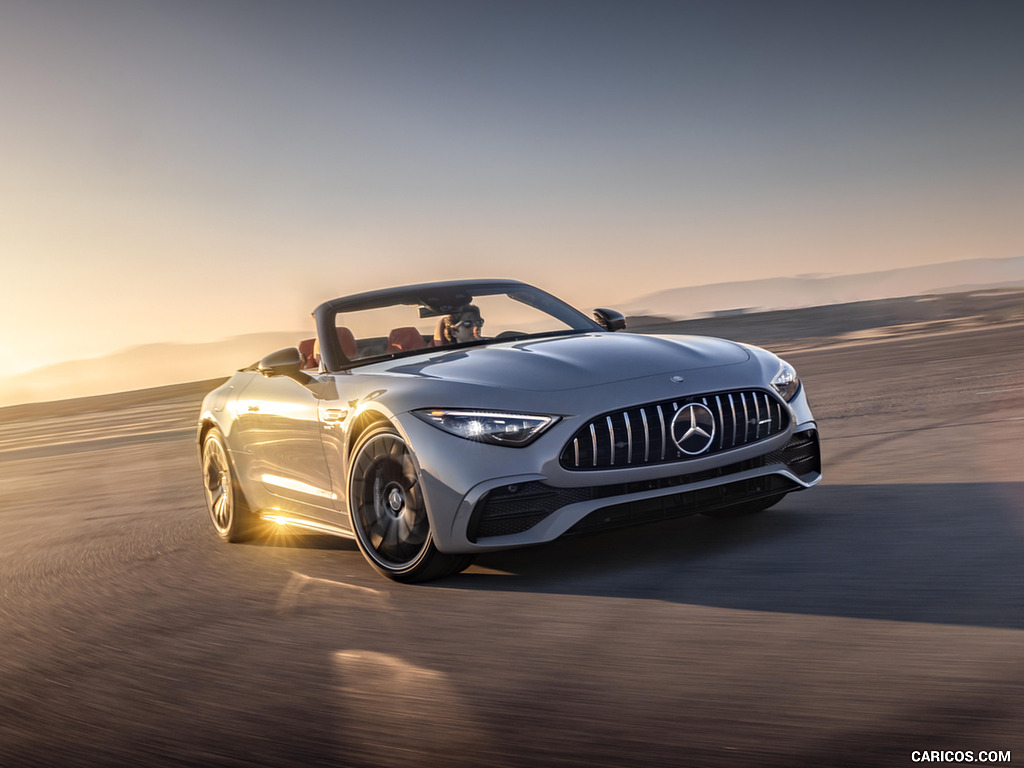 2024 Mercedes-AMG SL 43 (US-Spec) - Front Three-Quarter