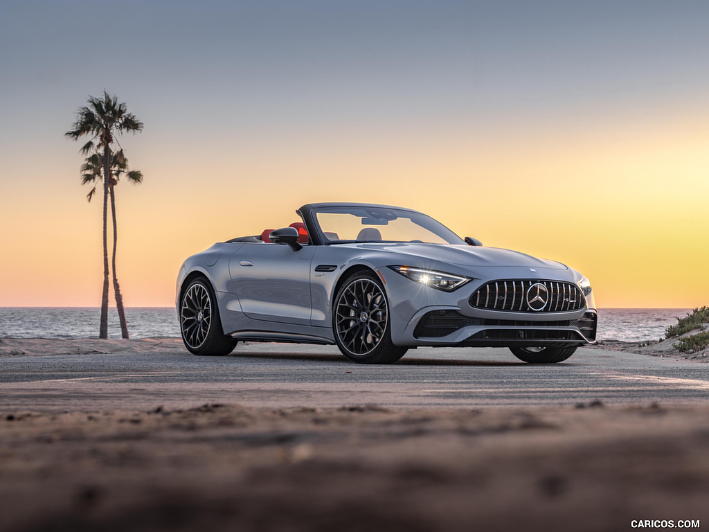 2024 Mercedes-AMG SL 43 (US-Spec) - Front Three-Quarter