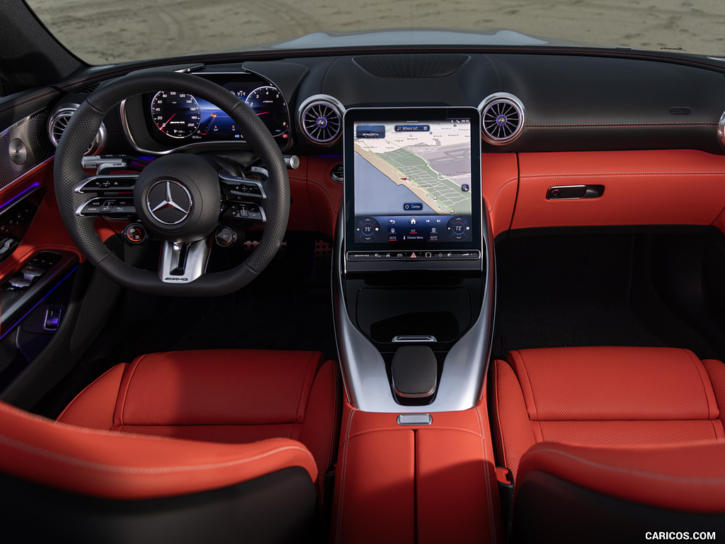 2024 Mercedes-AMG SL 43 (US-Spec) - Interior, Cockpit