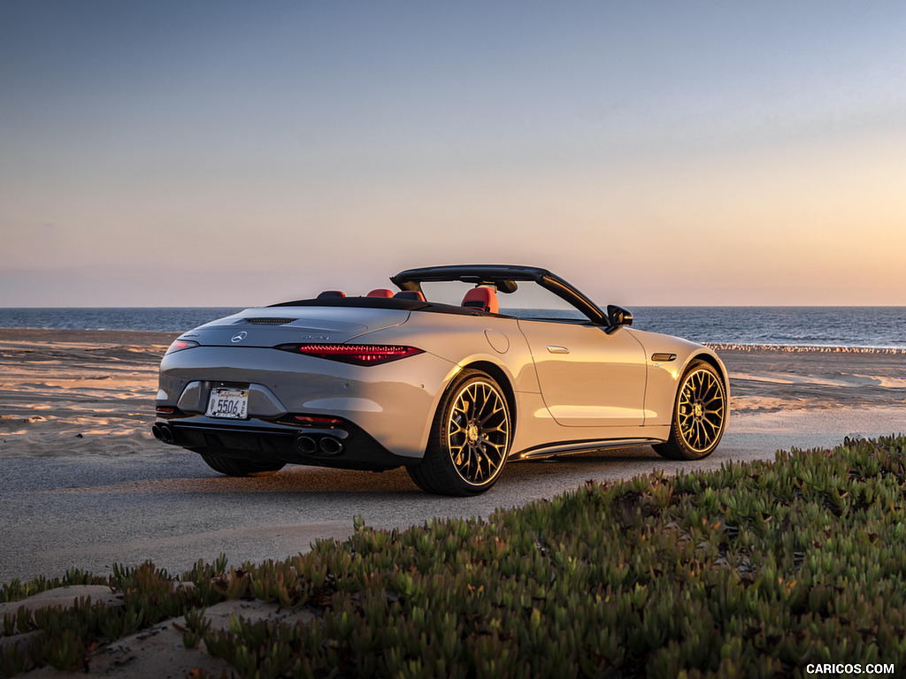 2024 Mercedes-AMG SL 43 (US-Spec) - Rear Three-Quarter