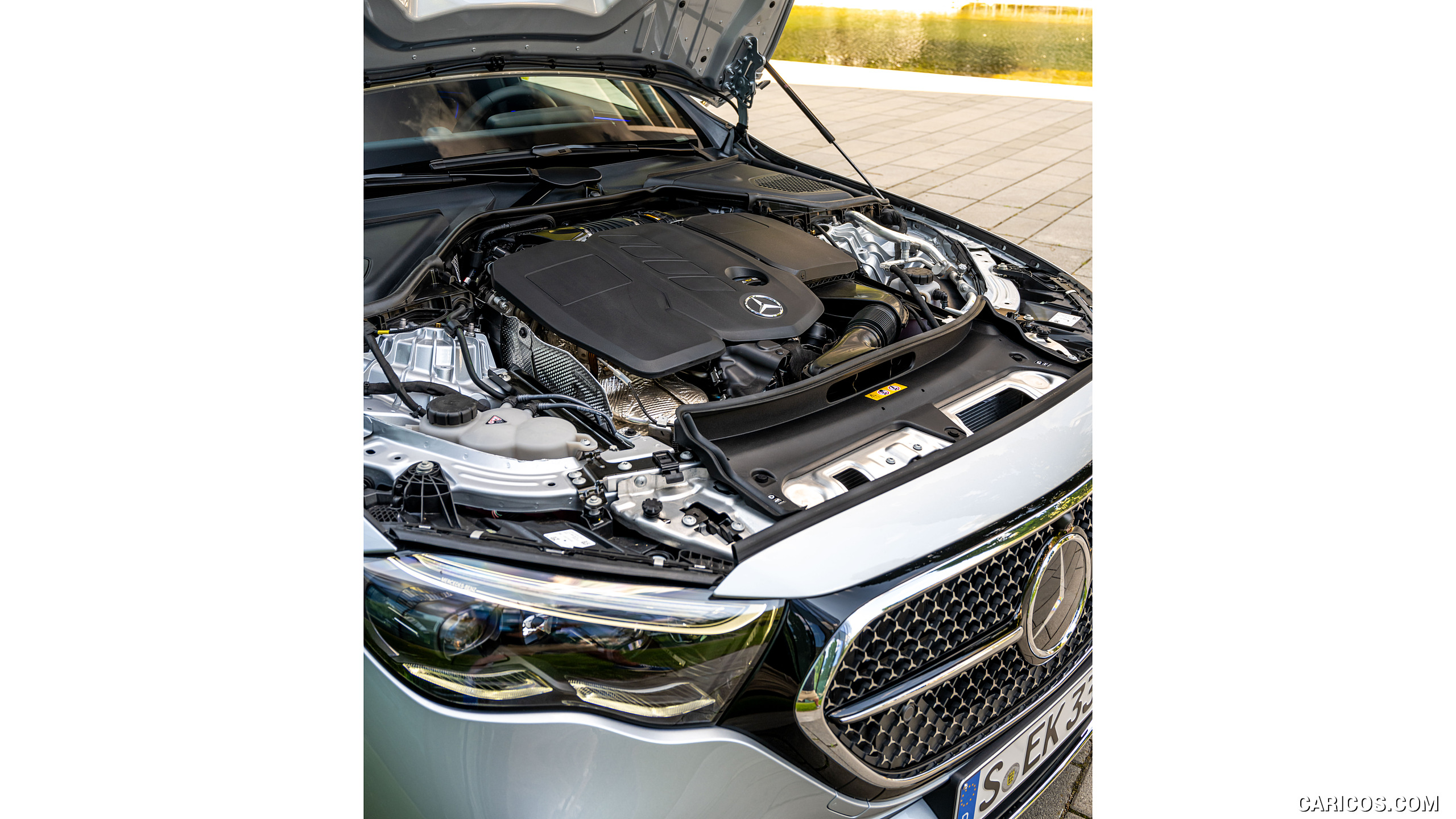 2024 Mercedes-Benz E 220 d 4MATIC (Color: High Tech Silver Metallic) - Engine, #156 of 158