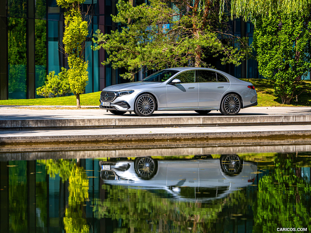 2024 Mercedes-Benz E 220 d 4MATIC (Color: High Tech Silver Metallic) - Side