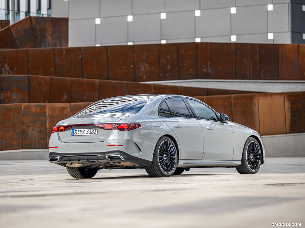 2024 Mercedes-Benz E 450 4MATIC (Color: Alpine Grey Solid) - Rear Three-Quarter