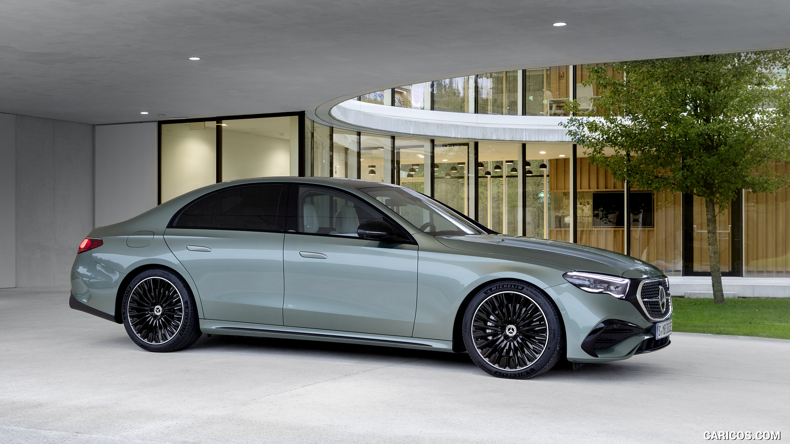 2024 Mercedes-Benz E-Class Plug-In Hybrid AMG Line Color: (Verde Silver) - Side, #20 of 158