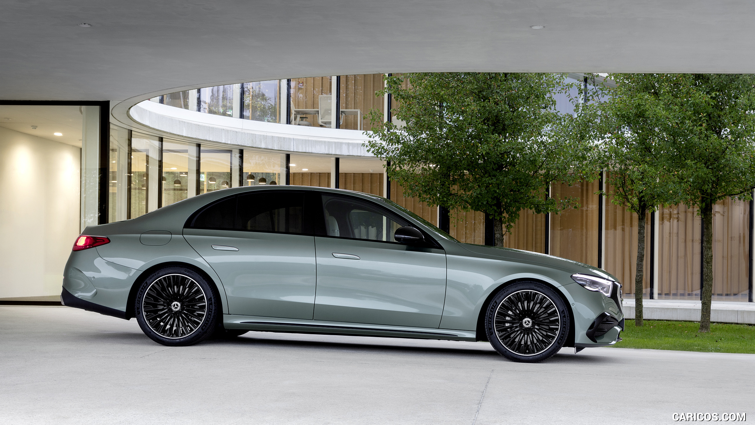 2024 Mercedes-Benz E-Class Plug-In Hybrid AMG Line Color: (Verde Silver) - Side, #21 of 158