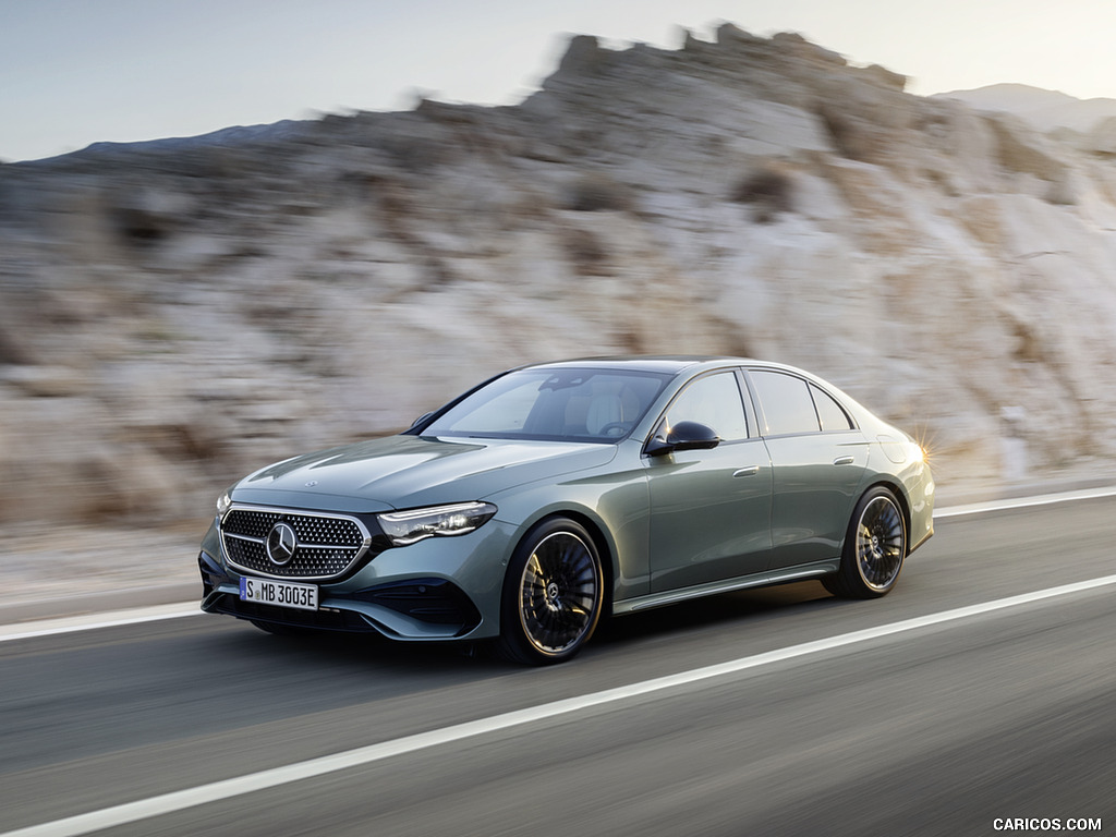 2024 Mercedes-Benz E-Class Plug-In Hybrid AMG Line Color: (Verde Silver) - Front Three-Quarter