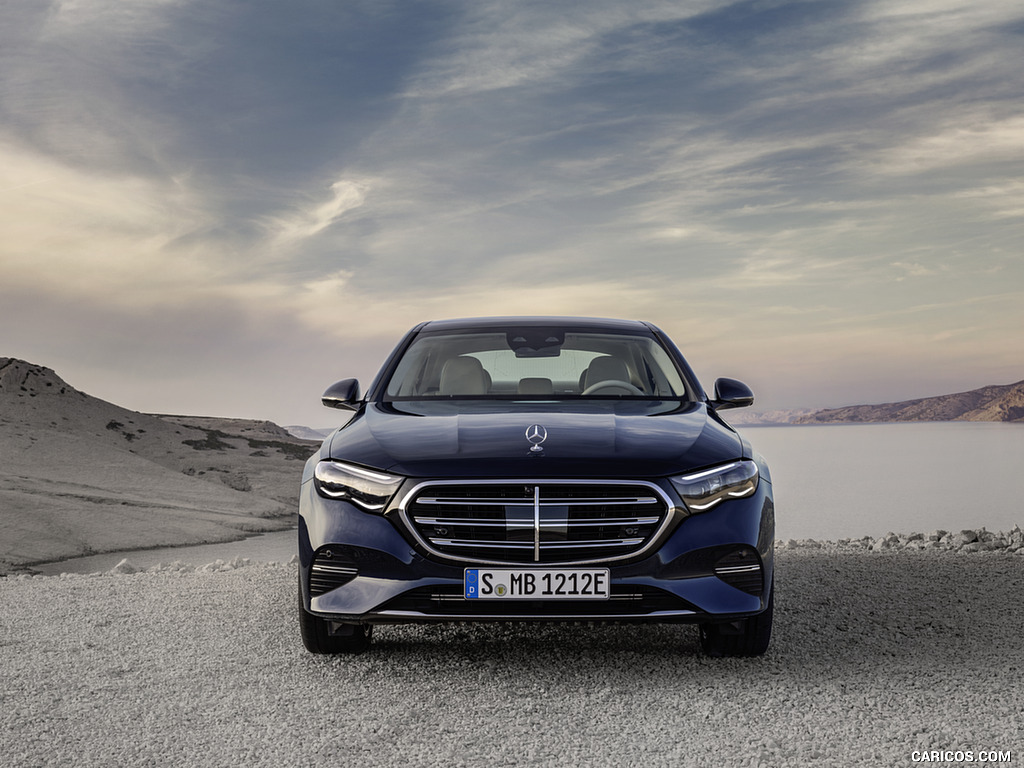 2024 Mercedes-Benz E-Class Plug-In Hybrid Exclusive Line (Color: Nautic Blue) - Front