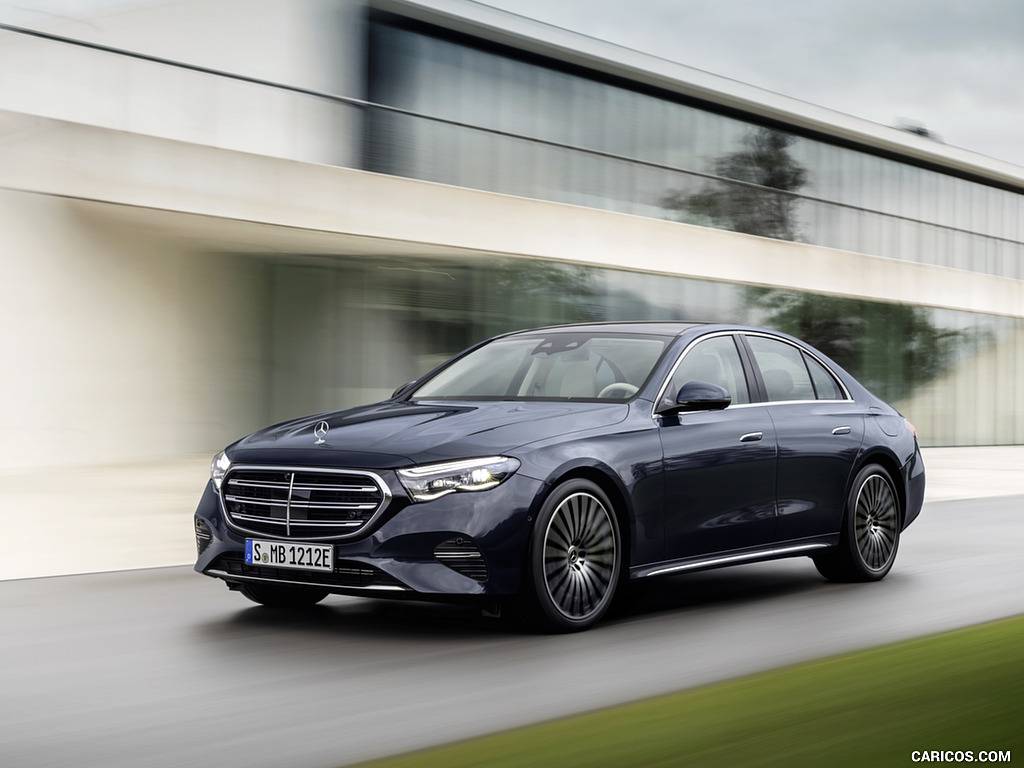 2024 Mercedes-Benz E-Class Plug-In Hybrid Exclusive Line (Color: Nautic Blue) - Front Three-Quarter